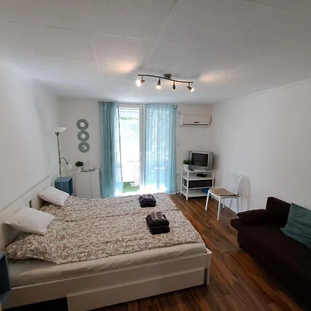 Centrumtop Apartman Apartment *